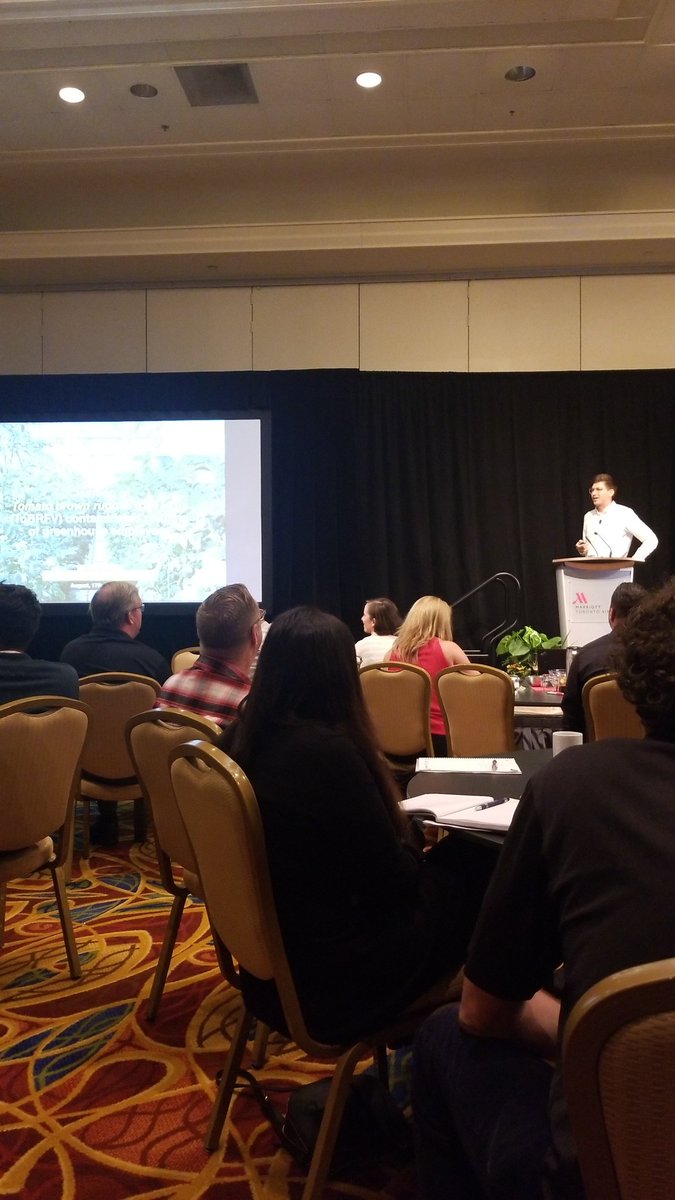 AmandaTracey12's tweet photo. Lots of great info on cleaning and disinfection at the Tomato Brown Rugose Symposium today. 🙌 https://t.co/yrxw4Kdza9