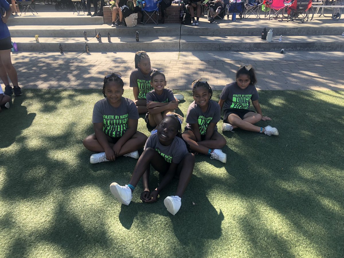 CWUMom18's tweet photo. #LP We had some fun at #JAMZ this weekend. #AggiesCheer rock it out! #JamzCheer&Dance https://t.co/RVN9hHxBqr