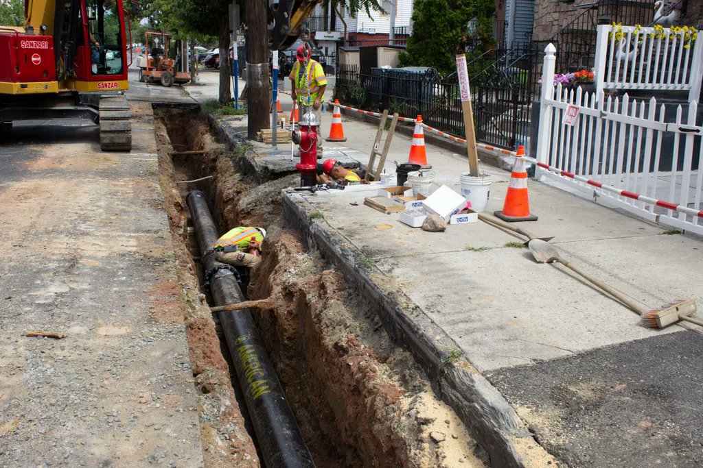The JCMUA is always hard at work on our city's infrastructure! Here are some photos from the new fire hydrant installations on Bowers St. and New York Ave! JCMUA: Engineering Jersey City's utility future today! <a href="/JerseyCity/">City of Jersey City</a> 
 
#JerseyCity #JCMUA #HudsonCounty #NJ #Construction