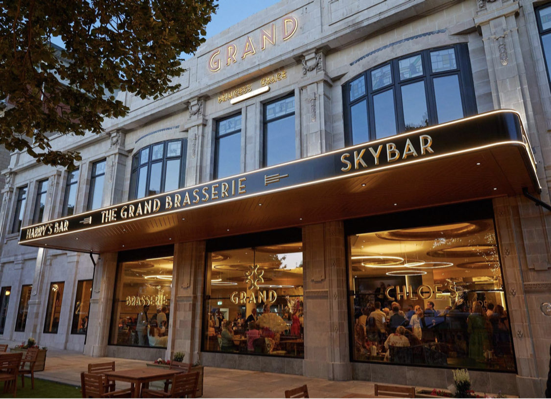 Discovered ⁦<a href="/SouthportGrand/">The Grand Southport</a>⁩ today - if you have not been yet - it is absolutely beautiful #stylish #grand and fantastic food created and cooked by award winning chef ⁦<a href="/ChefAlWycherley/">Al Wycherley</a>⁩ a true jewel in the crown of a venue - what a fantastic place 👏🏻👏🏻 #southport