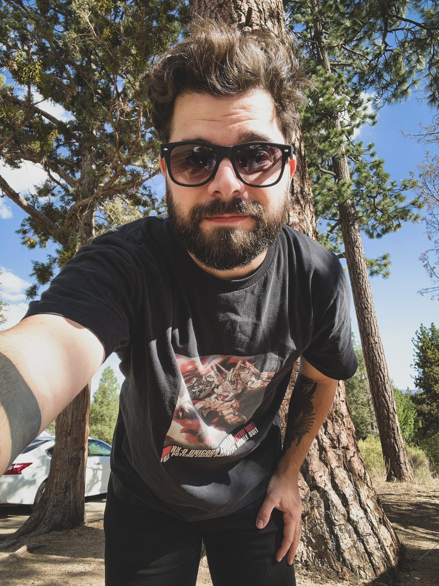 FROXBYT3's tweet photo. Great outdoors with Bilmuri playing to keep the wonders of the forest EPICALLY CRANKED. #bilmuri #bigbear #neatdude https://t.co/Hl2QcqY9Tk
