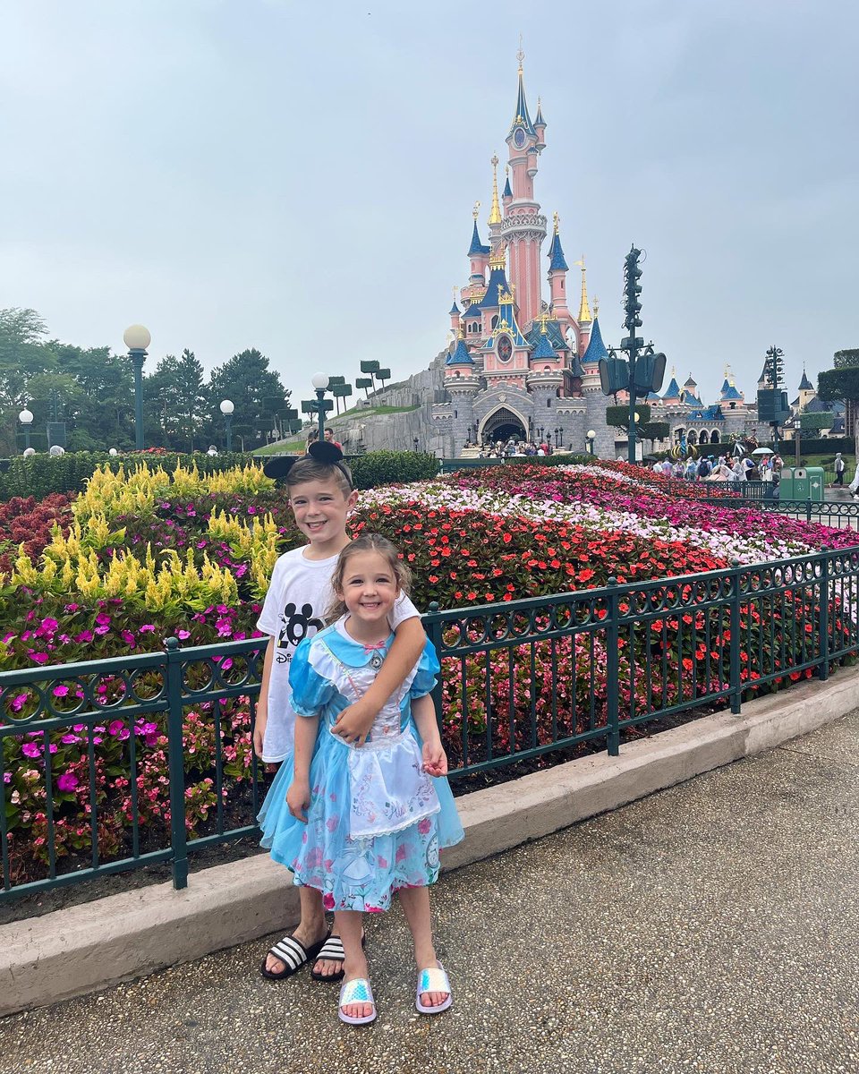 hannahmc_ox's tweet photo. There little faces 🥹 We had the most magical time at Disney land ✨❤️ https://t.co/zs8Ao94SVh