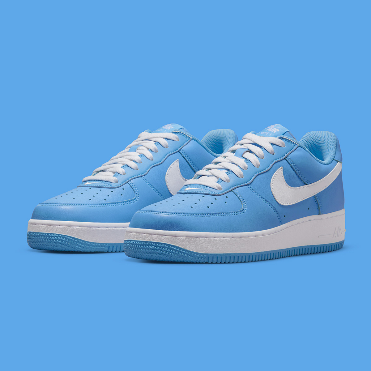 houseofheat's tweet photo. Air Force 1 Low “Since ’82” Appears in University Blue 🥶

MORE HERE: https://t.co/GZlaVX77WF https://t.co/wBuNFx1dPK
