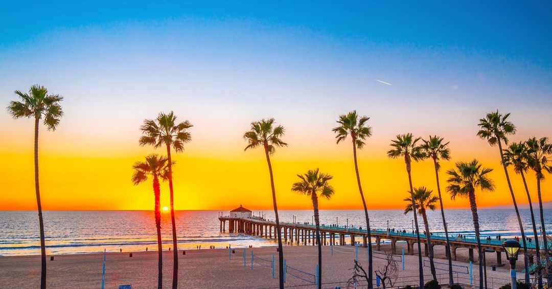 downtown_MB's tweet photo. Two words, simply STUNNING!

📸: @elliotmcgucken

#DowntownManhattanBeach #MBLocalLove #manhattanbeachpier #piershot #homesweethome #beachlife #manhattanbeach #LAphotographer #MBphotographer #sunset #MBsunset #LAsunset https://t.co/xOnTwh3TQF