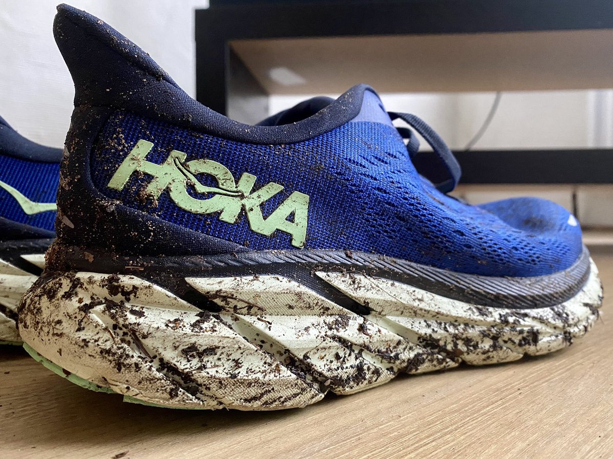 Davedee109's tweet photo. @OranKane @Hoka @crawfordsburnpr @runningchannel  COURSE PB ⭐️🏃‍♂️⭐️4.88km @ 23:42⭐️, after a days Applied Suicide Intervention Skills Training, running around Crawfordsburn in the bucketing rain was a joy to behold:) https://t.co/vAuCz0jEj1