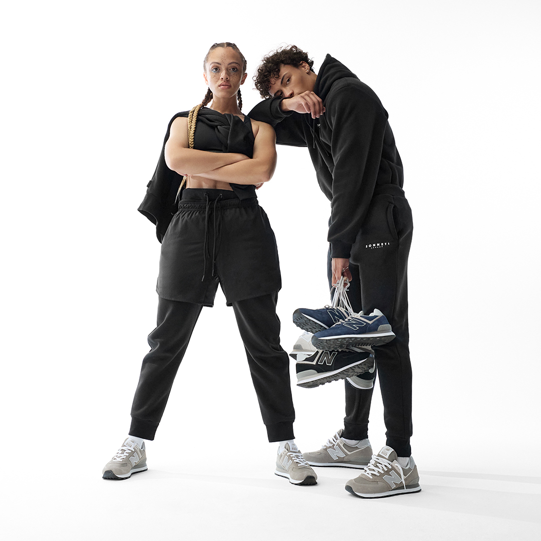 #NewBalance with #Sonneti = 🏆

Cop some fresh kicks 💪 fal.cn/3r71b

And get your fit right here 👉 fal.cn/3r71c