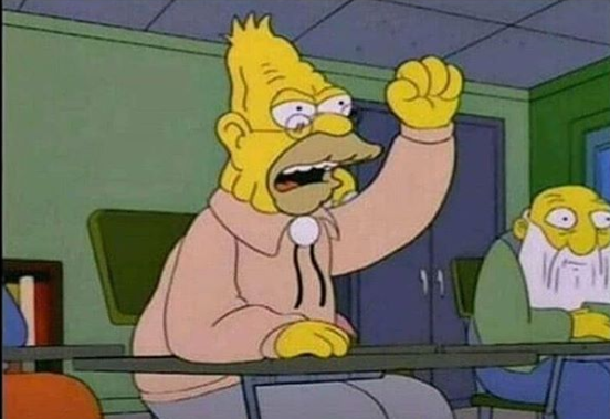 -holaa como andas?
-bien
-tu familia?
-bien también 
-que hacías?
-YA PIDEME EL MALDITO FAVOR