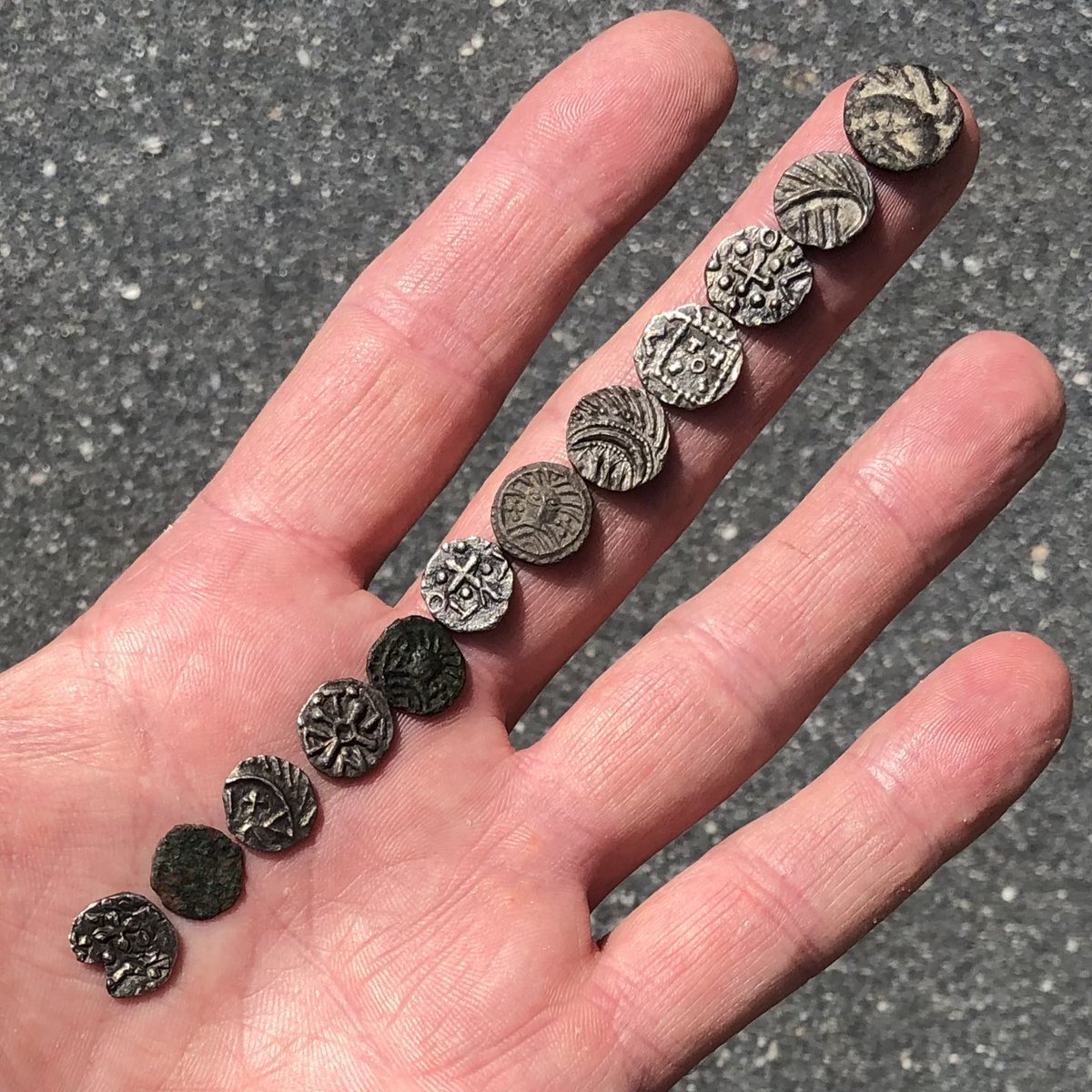 medieval_digger's tweet photo. All the sceats that I’ve found! 😍👌
#metaldetecting #metaldetector #sceats #anglosaxon #metaldetectinfinds #medieval https://t.co/VOAEj2ndQJ