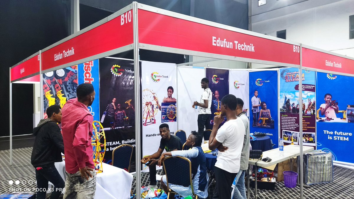 edufunSTEMnig's tweet photo. The night before the big day. #STEAMFunfest
All hands were on deck.
#Robotics
#STEAM
#STEM
#STEMeducation #technology #Anambra #coding
#kidscancode
#earlychildeducation https://t.co/8XYvxwZyjM
