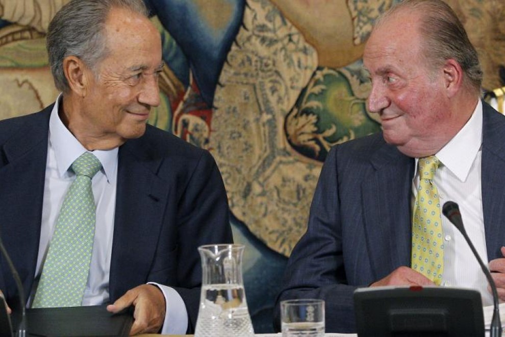 FonsiLoaiza's tweet photo. Villar Mir fue vicepresidente de España elegido por Juan Carlos I en 1975 y nombrado marqués en 2011. Se llevó 50M€ de la comisión del AVE a la Meca de Arabia Saudí. Aparece en la caja B del PP y financió la aparición de la ultraderecha de VOX. Nunca será juzgado en España. https://t.co/0qapi4PfUI