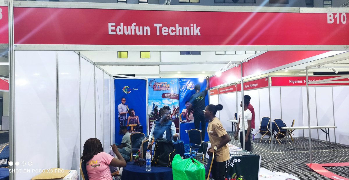 edufunSTEMnig's tweet photo. The night before the big day. #STEAMFunfest
All hands were on deck.
#Robotics
#STEAM
#STEM
#STEMeducation #technology #Anambra #coding
#kidscancode
#earlychildeducation https://t.co/8XYvxwZyjM
