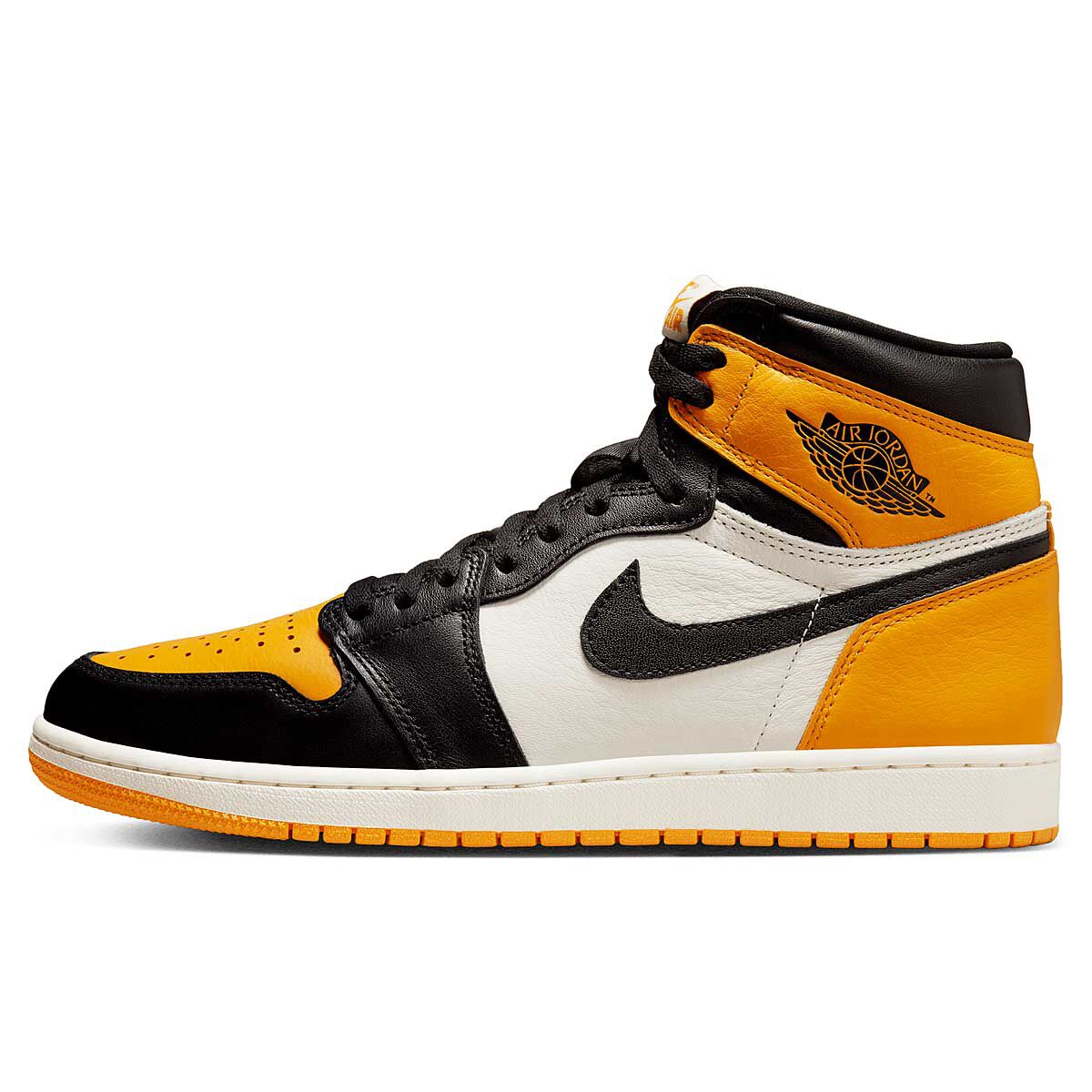 kickz's tweet photo. 👟 Air Jordan 1 Retro High OG Taxi #GIVEAWAY

It's time for our next KICKZ GIVEAWAY!
A chance to win the purchase right for the Air Jordan 1 High OG Taxi 🚕 

To Enter 👇
1. Follow @KICKZ
2. RT + ❤️
3. Tag your 3 baller friends and comment your country of origin

Good Luck!! https://t.co/hKkRZ5MdBi