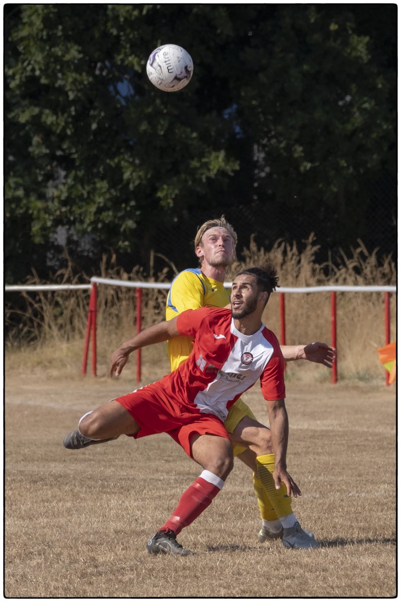 SjdDear's tweet photo. Heads up the Port, seasons long way to go yet @Newport_IW_FC 1 v 3 @FollandSportsFC @WessexLeague @islandecho @EnglandFootball @HampshireFA @hmdrudge @CaoimheSport @AMAsportsphoto more match images on https://t.co/IyCQGr01Rx https://t.co/FpgwuSeAxn