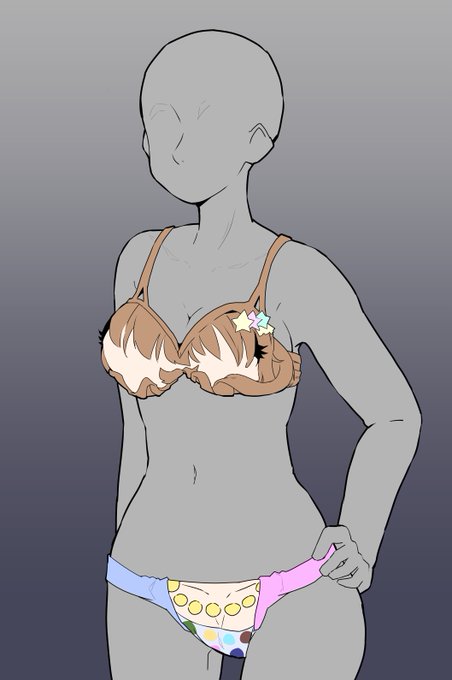 > ブラジャーになって自らと同じ体型のマネキンに飾られる  #odaibako_osushirinda https://t.co/V9qeShka7x 