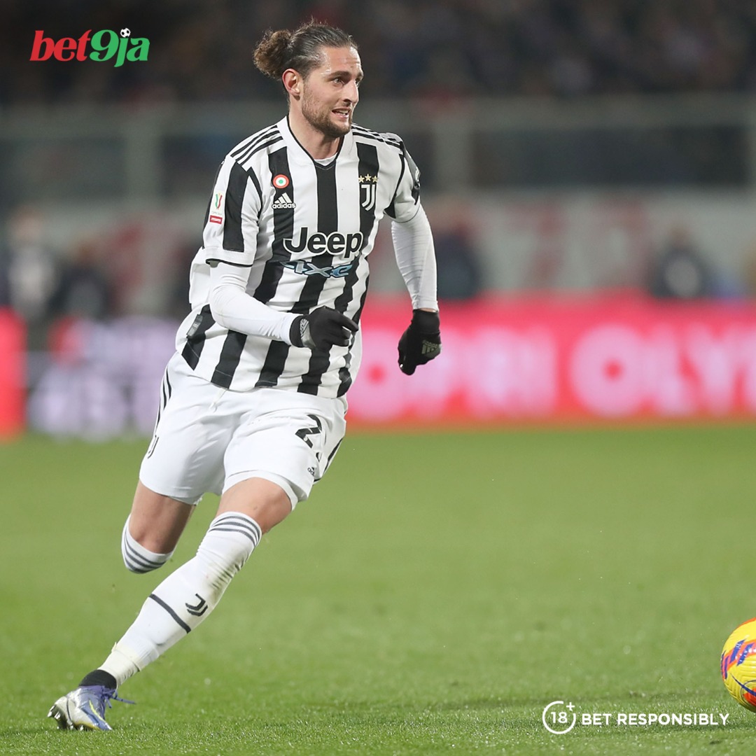 Adrien Rabiot wanted a similar to wage to Bruno Fernandes at Manchester United, who earns well in excess of £ 200,000 a week.

Via: (Hirstclass)