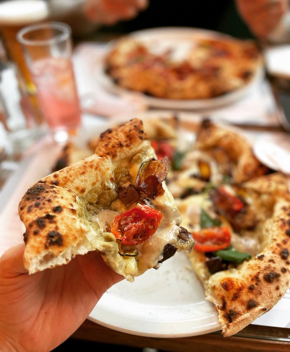 RussoPino's tweet photo. ogni tanto me la cavo 
#pizza #pizzanapoletana #pizzaiolo https://t.co/RRfWNWEqOO