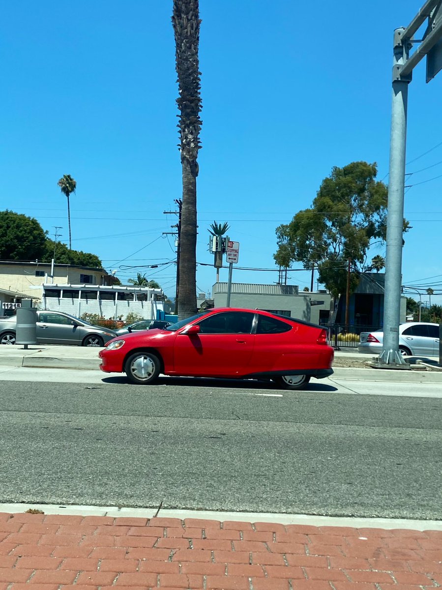 Car spotting in LA has been fantastic the last few days. Case in point.