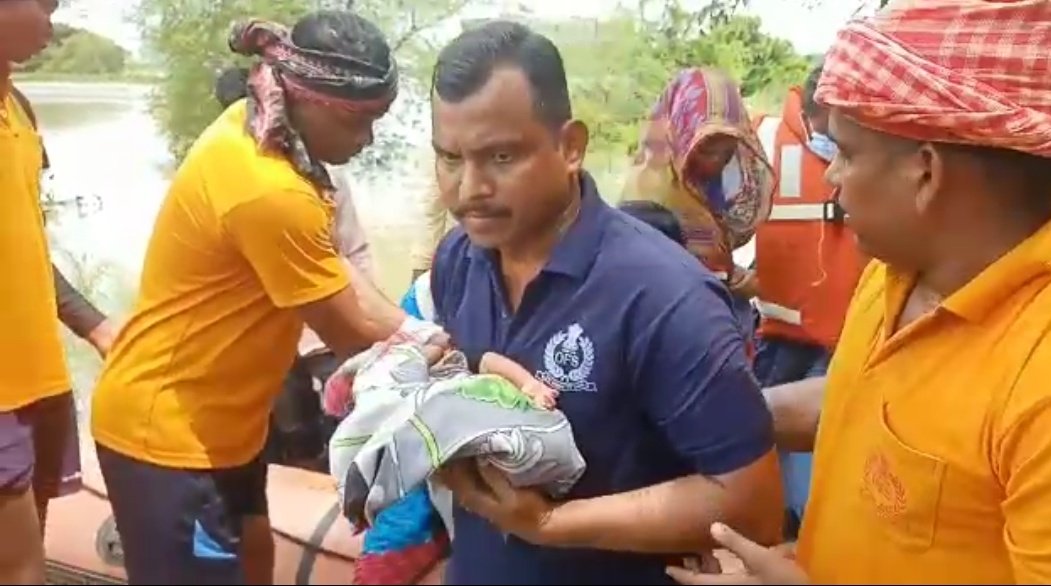 AFO, Cuttack (@afoctc_ofs) on Twitter photo A 8 to 10 days baby with mother have been rescued from the water logging house at joytshna villa, khetrapara pradhan sahi, sundarpada bbrs and sent to hospital for necessary treatment. <a href="/SRC_Odisha/">SRC, Govt of Odisha</a> <a href="/DGFS_HGs_CD/">DG Fire Services, Odisha</a> <a href="/homeodisha/">Home Department, Govt. of Odisha</a> A 8 to 10 days baby with mother have been rescued from the water logging house at joytshna villa, khetrapara pradhan sahi, sundarpada bbrs and sent to hospital for necessary treatment. <a href="/SRC_Odisha/">SRC, Govt of Odisha</a> <a href="/DGFS_HGs_CD/">DG Fire Services, Odisha</a> <a href="/homeodisha/">Home Department, Govt. of Odisha</a>