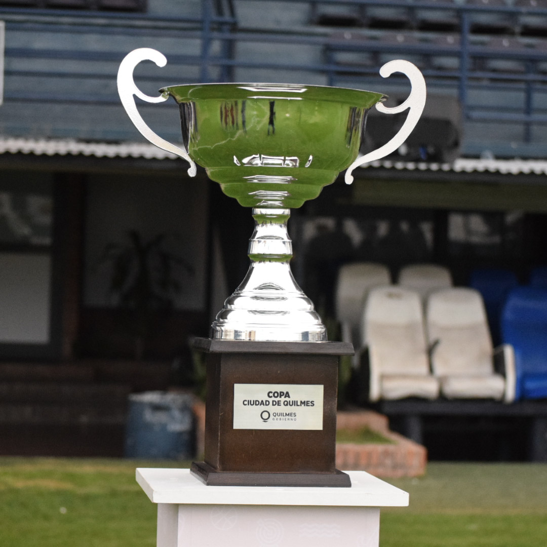 qacoficial's tweet photo. Ya estamos en el Estadio Centenario CIUDAD DE QUILMES. 
En instantes enfrentaremos al Club Atlético Argentino de Quilmes por la Edición 2022 de la #CopaQuilmes.

Lo vas a poder seguir por las redes del club o en @TyCSportsPlay.

#356Aniversario
#MiCiudad
#SomosQuilmes https://t.co/1Cxom11SDH