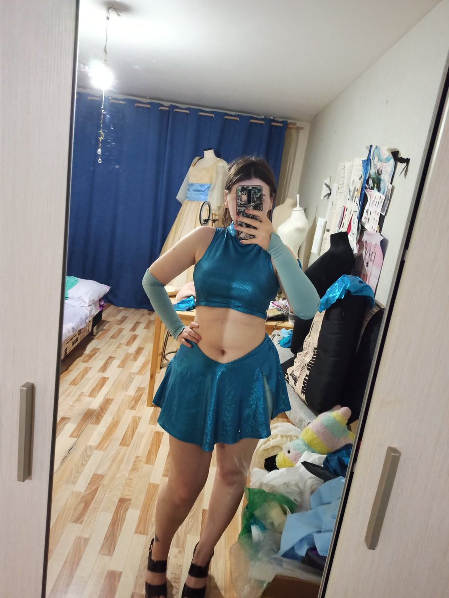 darkmooncos's tweet photo. и блумчез https://t.co/ayIuHdFWQb