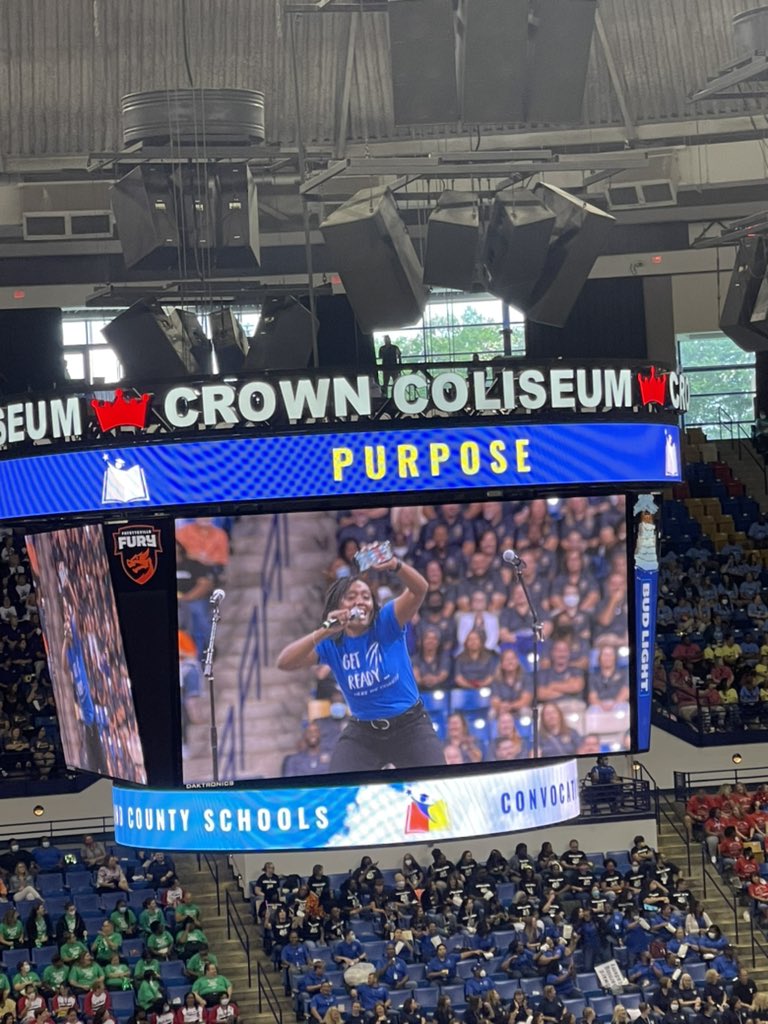 WOMSWildcats's tweet photo. “Purpose” is the perfect word highlighted above our principal Dr. Brown as she led the WO district in rocking the stands for convocation! #2022convocation #ccsontherise #thewildcatway @7Natashabrown @CumberlandCoSch https://t.co/SePYnuGguu