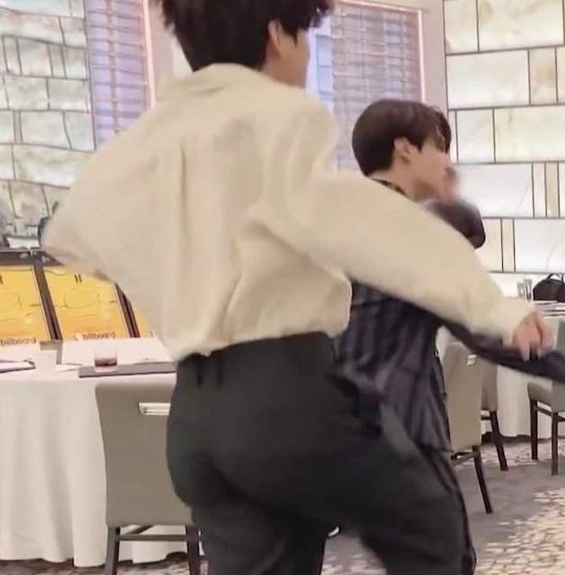 daily ass tae (@dailyasstae) on Twitter photo 