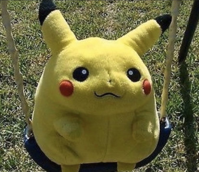 PokemonGems's tweet photo. a chonky boy ready to swing https://t.co/aSM5AZl5AZ