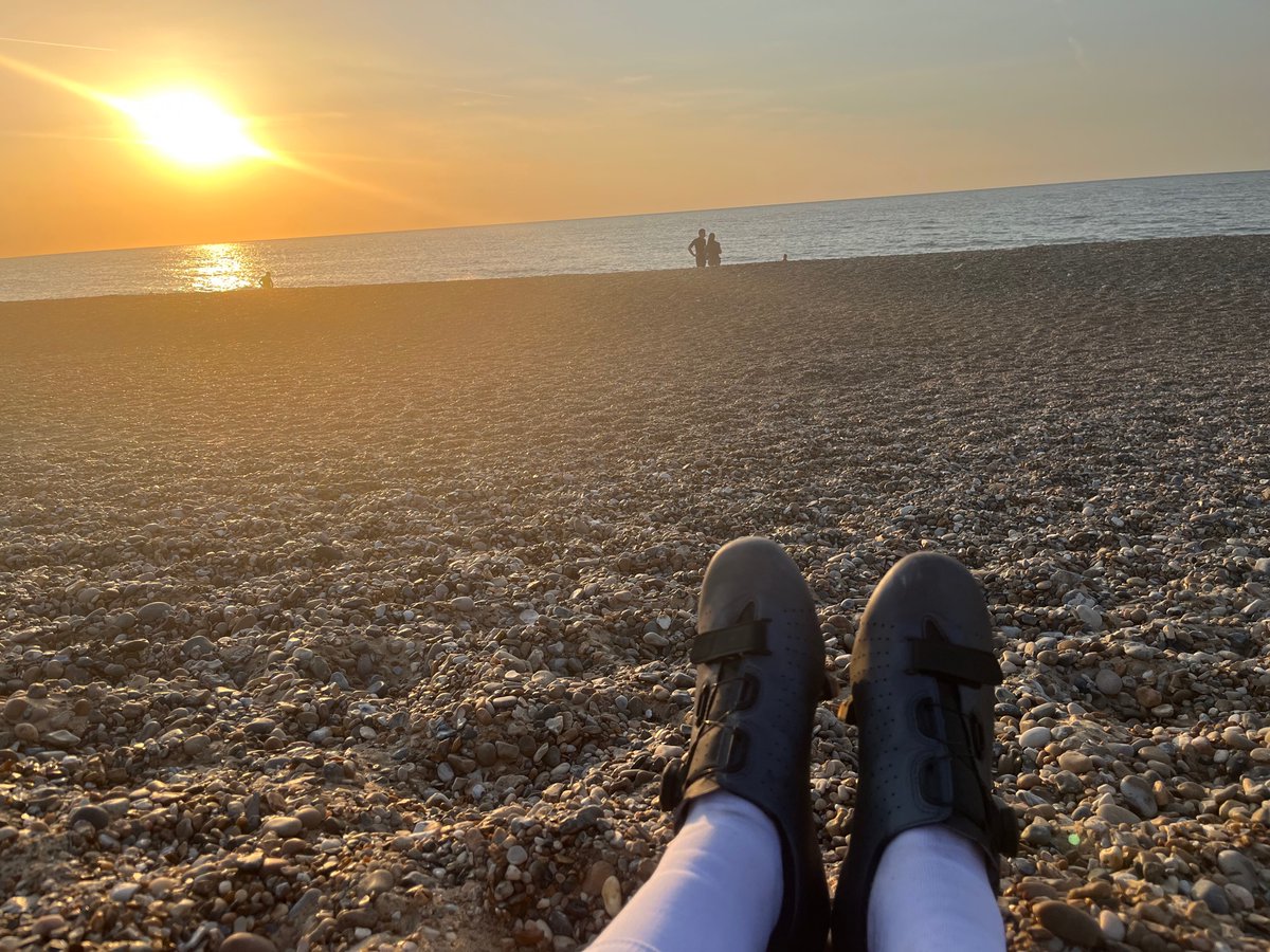 Andy Edwards tweet media