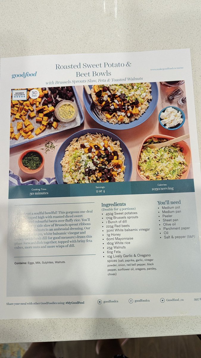 CalgaryBluesky's tweet photo. So this AMAZING dish took me about 90 min. But it's INCREDIBLE. To say you can make these things in 30 min. is very unrealistic. TOTALLY worth it, but they should be more realistic. Takes 30 min. minimum just to peel and chop up the veggies. #mygoodfood https://t.co/ySyaQ59ONa