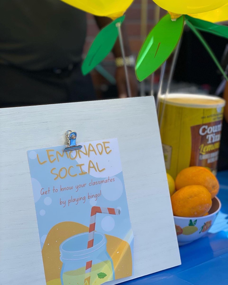 🍋 Lemonade Social 🍋  SPMS kicks off their first Wellness Wednesday event of the 22-23 school year. Kids mingled and met new students while enjoying some lemonade.