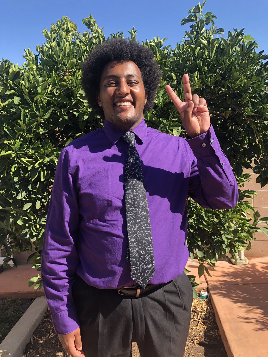 Year 2️⃣ 
Fun Fact: In the U.S. less than 2️⃣% of all teachers are black males 👨🏿‍🏫 
Hopefully one day I can see that number rise⬆️