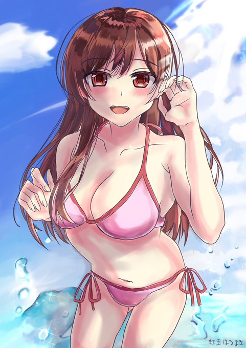 綺麗清楚系お姉さん❣️
夏なので水着姿 