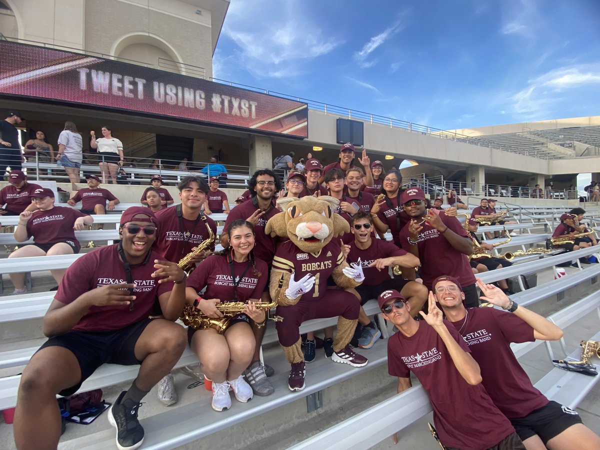 Peachy_Diminie's tweet photo. #TXST https://t.co/fSVh3pNxh1
