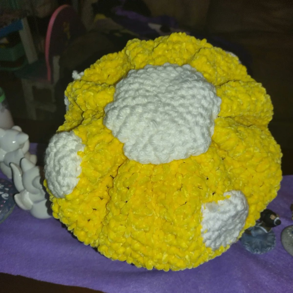 Fluffiecroation's tweet photo. Just finished this mushroom top hat https://t.co/AYgfD6zA6B
