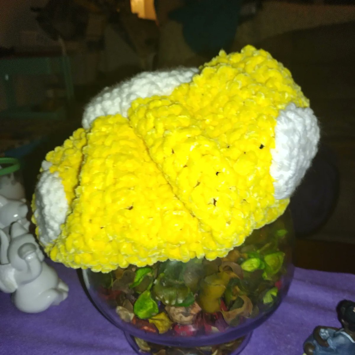 Fluffiecroation's tweet photo. Just finished this mushroom top hat https://t.co/AYgfD6zA6B