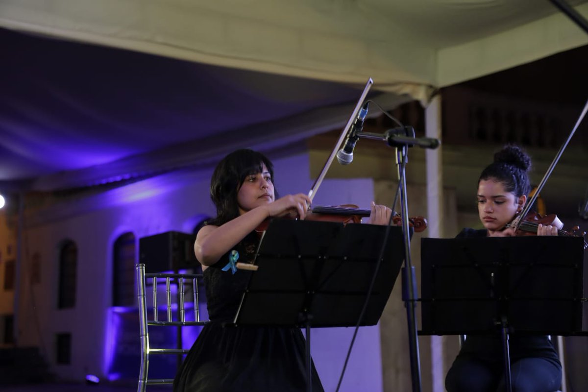 ACNUREcuador's tweet photo. La Orquesta Joven del Ecuador también fue parte de #RefugiAndo. ¡Con su repertorio de música latinoamericana, levantaron los aplausos del público! https://t.co/LLCE4NciEp