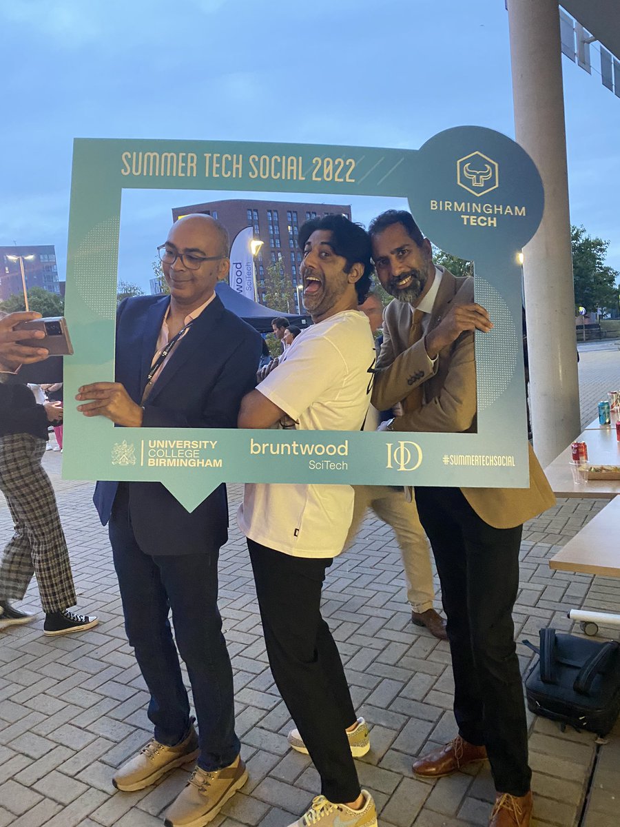 Cas Majid tweet media