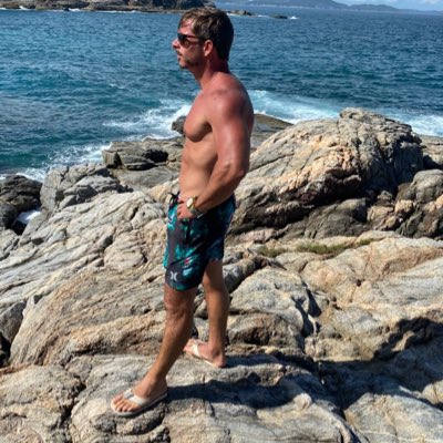 Resendenaval's tweet photo. #NovaFotoDePerfil https://t.co/er7CsUAi6u