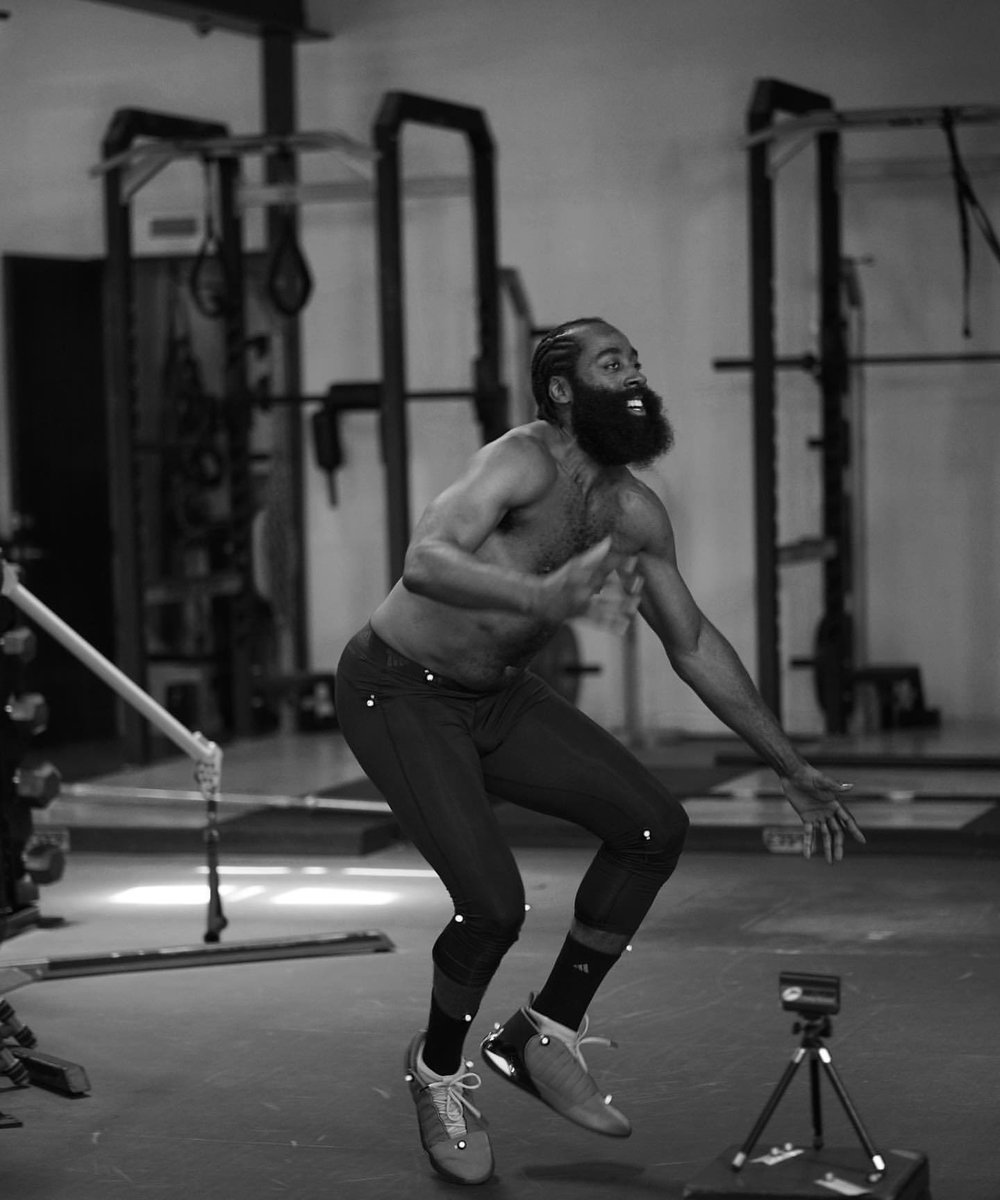 ub790uy2l's tweet photo. james harden 🔥🔥🔥@franciszomes @HardensSizeUp https://t.co/CIkkbgLZHd