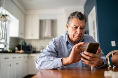 Hatch_Muir's tweet photo. Make sure you get advice before you elect your annual RRIF income to ensure you minimize the tax bite! https://t.co/Jw77gLNwn4 https://t.co/RZegwnbNre
