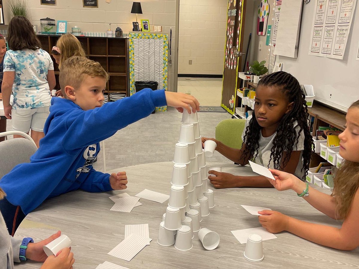eliz_love_33's tweet image. At @GriggsRoad we are using this 1st week to build relationships and we’re focusing on teamwork. Cup stacking with different rules/variables each round allowed failure, success, and reflection! #personalizeCSD