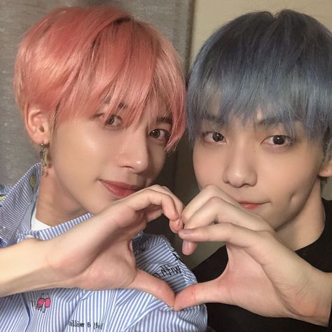 kpopsafespace's tweet photo. .゜you were also sent cats !! (๑˃ᴗ˂)ﻭ　゜．

elfsoob, taehyun and soobin, and these super adorable cats really hope that you're doing well right now and would like to remind you that you're cared about and to please take care of yourself (✿◠‿◠) https://t.co/j2ExqkAQSp