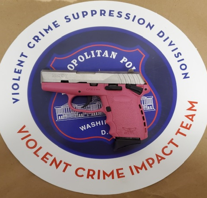DCPoliceDept's tweet photo. In the last week, #DCPolice officers removed 77 illegal firearms from the streets of #DC and out of the hands of criminals.
#FirearmsFlashback https://t.co/q6nJGA6nkr