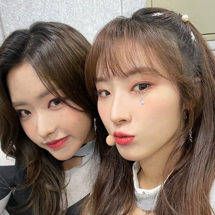 hyewonlqs's tweet image. #HappyHaseulDay