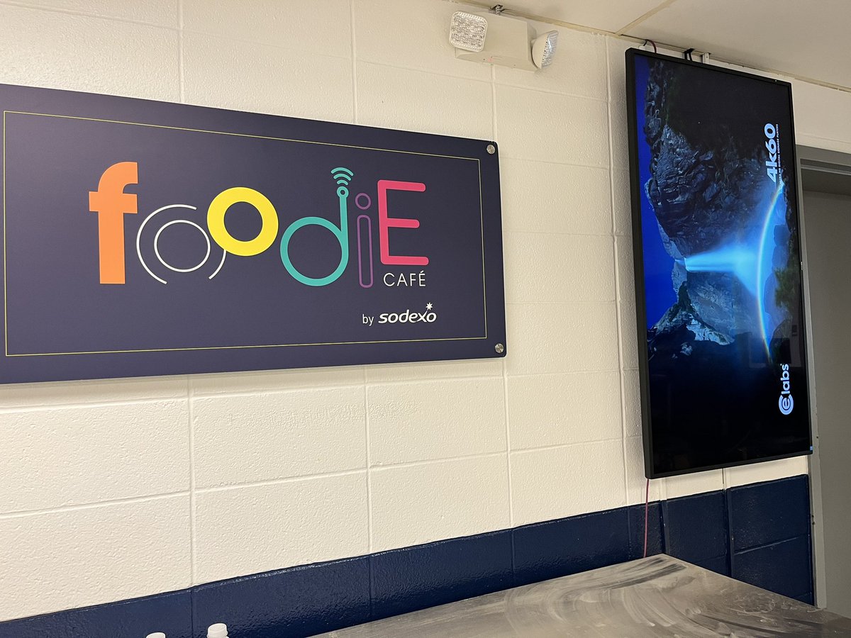 cmreilmann's tweet photo. @FrancisHowell is excited to introduce @sodexoUSA foodiE program to @HollenbeckHawks for 22-23. New look in the cafeteria and new flavors. Enjoy! #FHSDPride https://t.co/trLyKHp7Qm