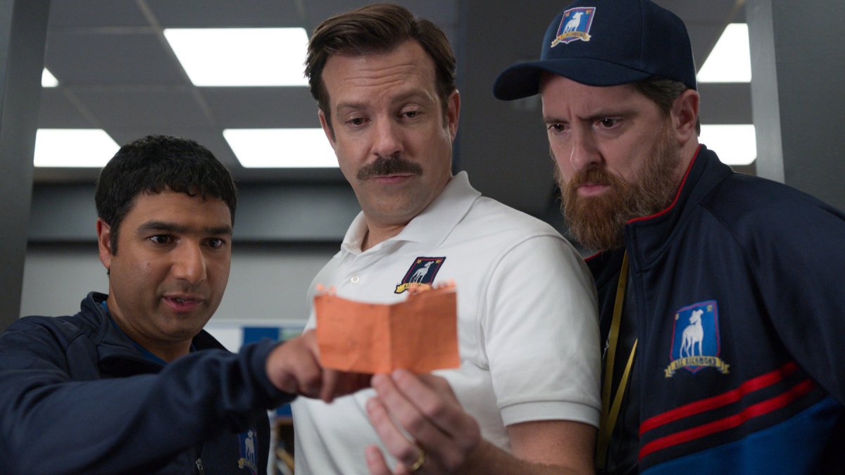 TedLassoQuotes's tweet photo. "Fellas, I could watch you do this jaunty North Korean military thing you do all day, but I need a favor." -Ted Lasso #TedLasso https://t.co/qFBIiJGIxK
