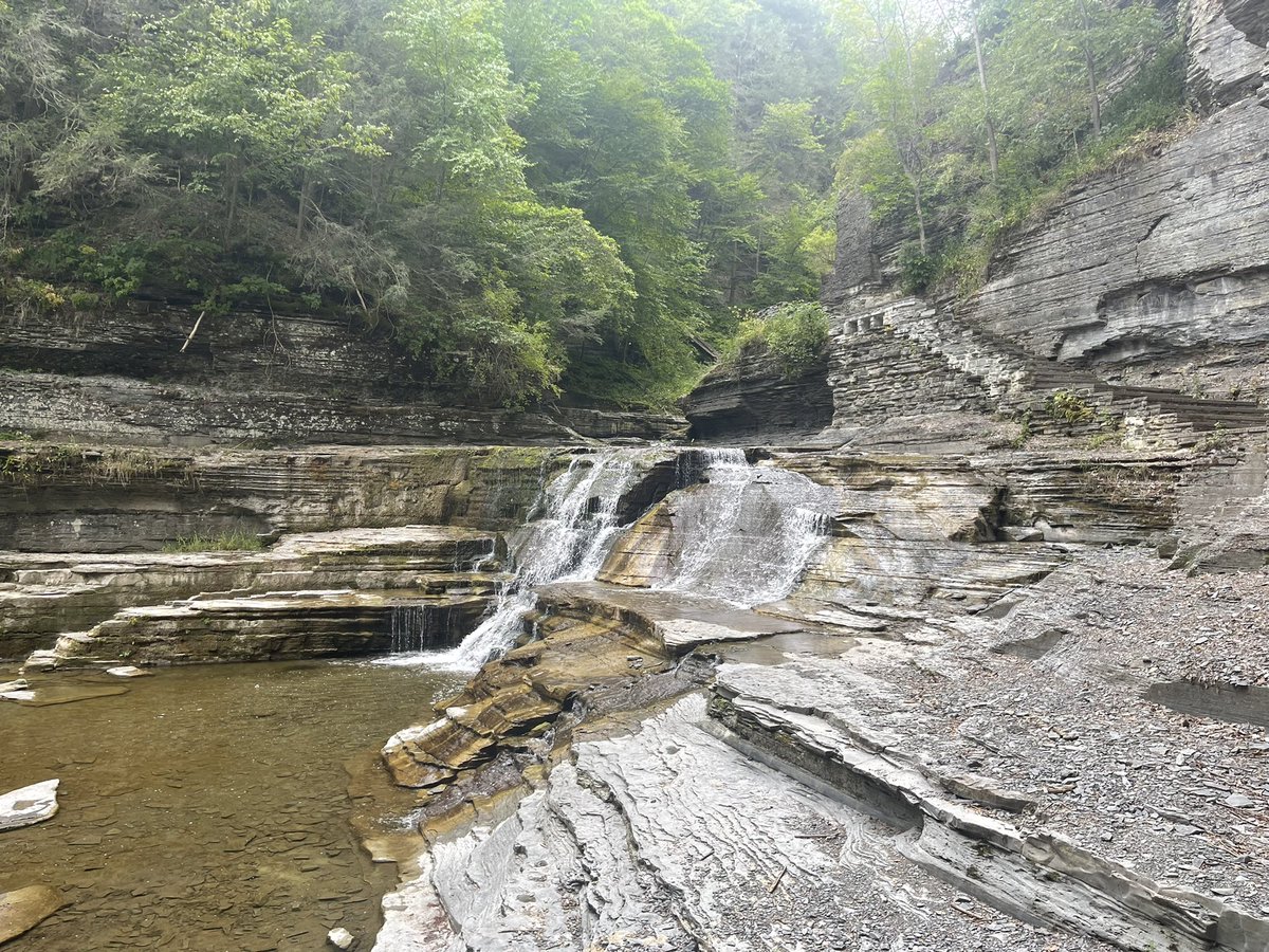 kuhntownkid's tweet photo. Damn Ithaca, you’ve got some serious waterfalls.
#LuciferFalls
#IthacaFalls
#CayugaLake https://t.co/UwOy4vDwF4
