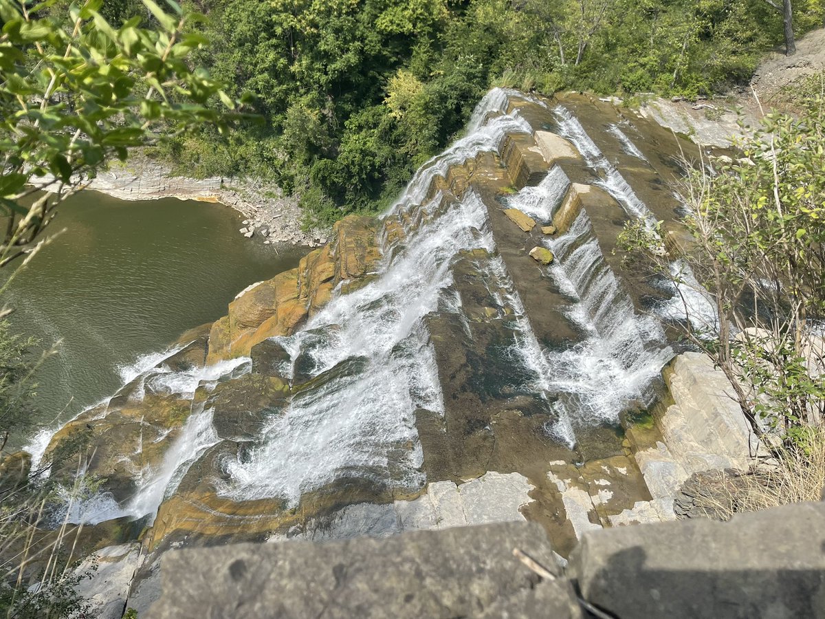 kuhntownkid's tweet photo. Damn Ithaca, you’ve got some serious waterfalls.
#LuciferFalls
#IthacaFalls
#CayugaLake https://t.co/UwOy4vDwF4