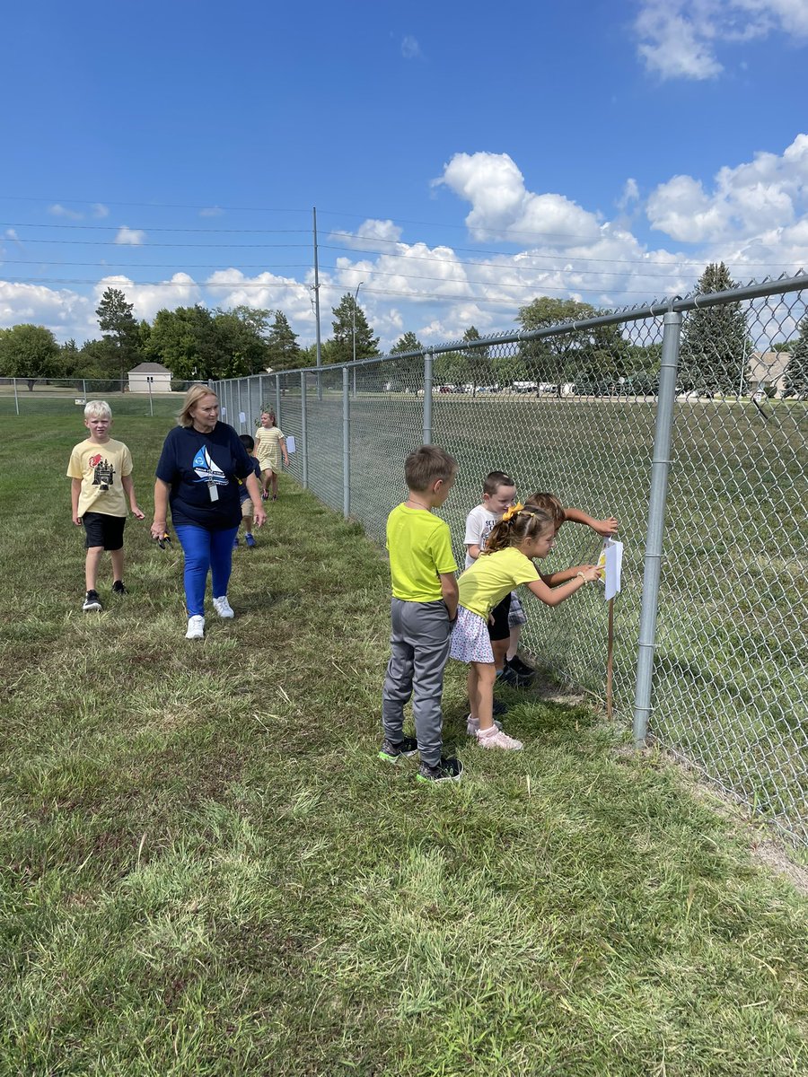 1st grade enjoyed reading Rosie’s Walk on a book walk around our elementary soccer field. #holdregedusters #elementarylibrary