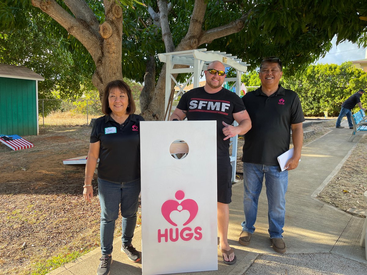 HUGSHawaii's tweet photo. It was another night of fun at the HUGS House at our Respite recently. Big Mahalo to our #volunteers, and Mens and Wahine Leadership groups for helping out and always going above and beyond.
#HUGSHawaii #40yearsofHUGS https://t.co/r4FHUEGUeM